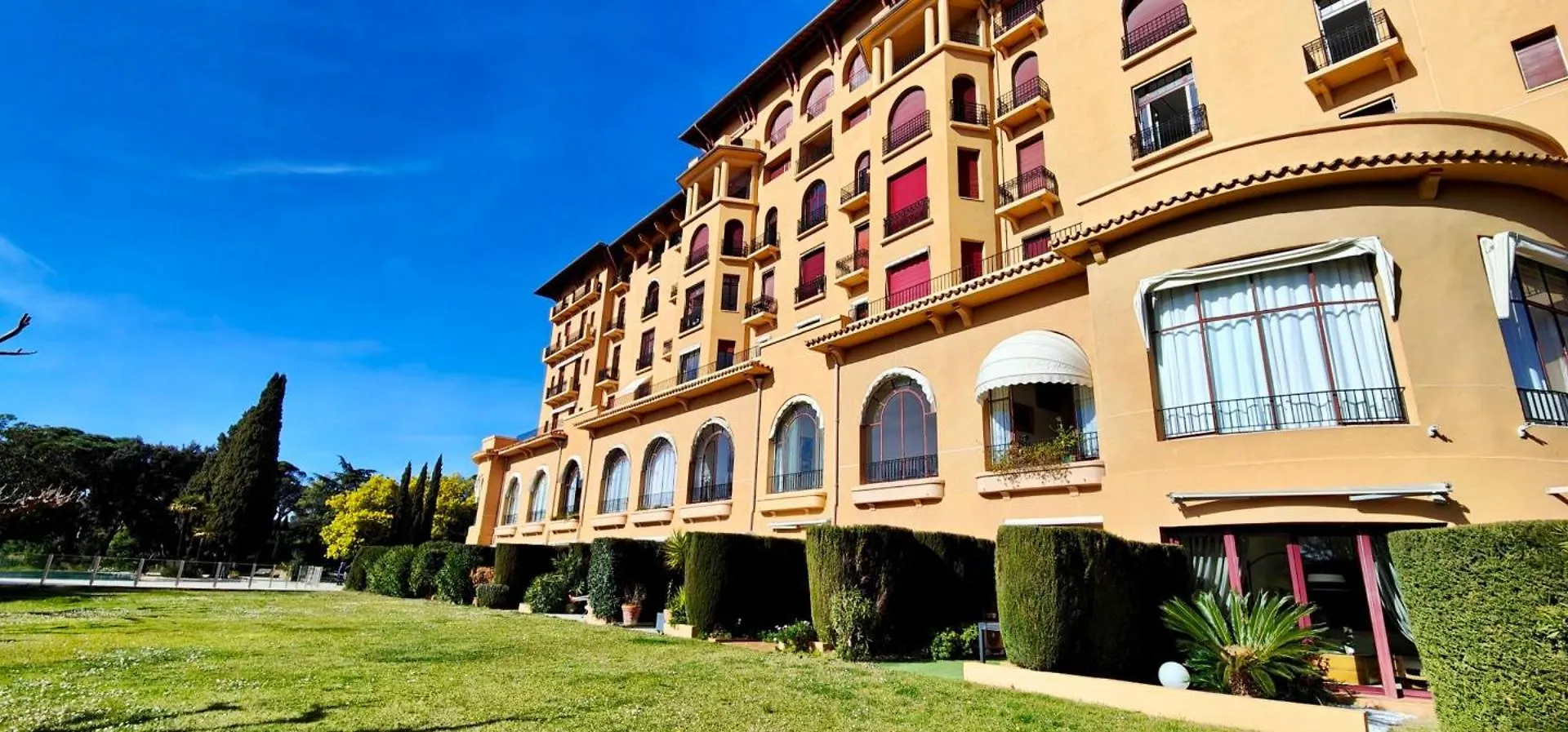 Spacious T3 With Balcony - Beautiful Sea View Saint-Raphael  Apartment Saint-Raphael (Var)