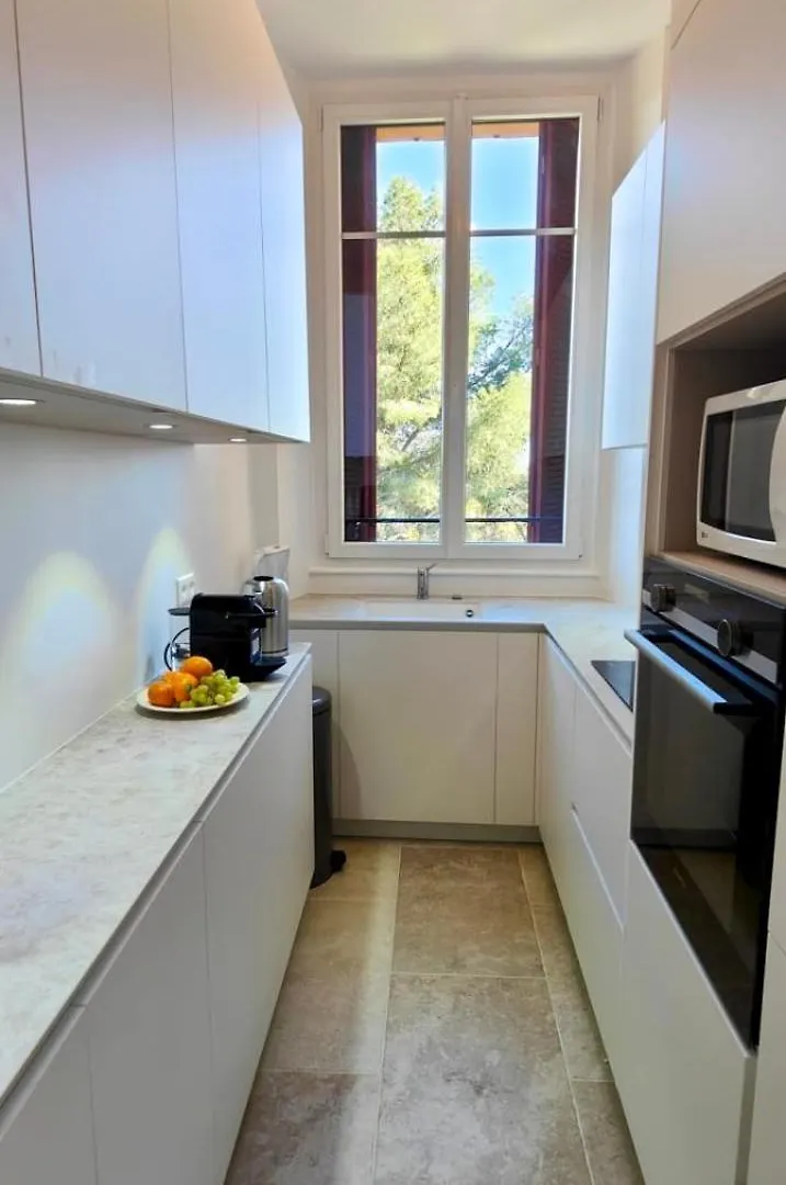 Spacious T3 With Balcony - Beautiful Sea View Saint-Raphael  0*, Saint-Raphael (Var)