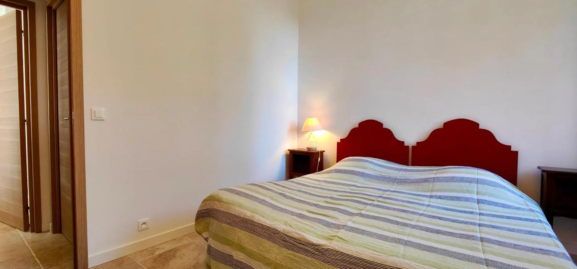 Apartment Spacious T3 With Balcony - Beautiful Sea View Saint-Raphael  France